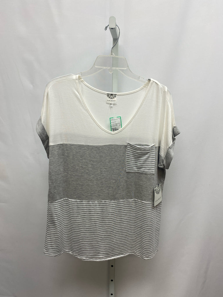 Size PL White/Gray Short Sleeve Top