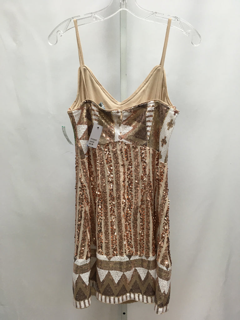 Size Medium Gold/White Sleeveless Dress