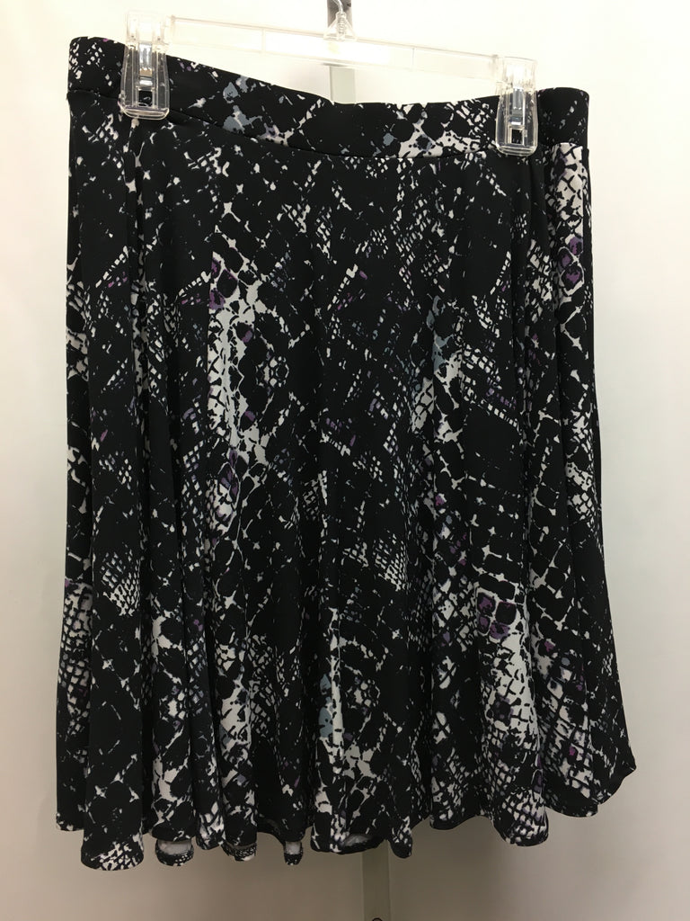 Size Large Chelsea & Theodore Black Print Skirt