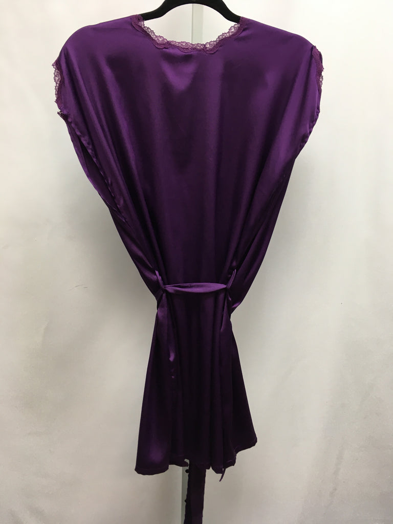 Size Small Victoria Secret Purple Robe