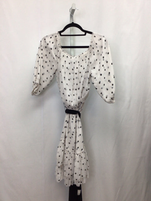Size Small WHBM White/Black 3/4 Sleeve Dress