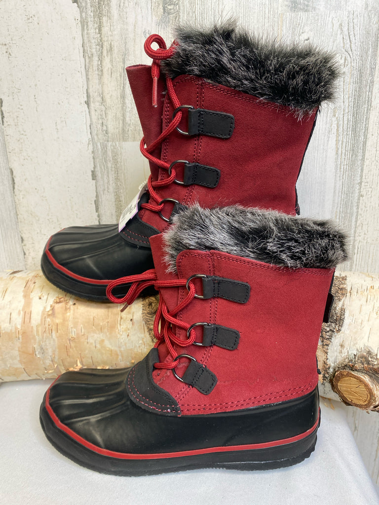Kamik Size 6 Red/Black Boots