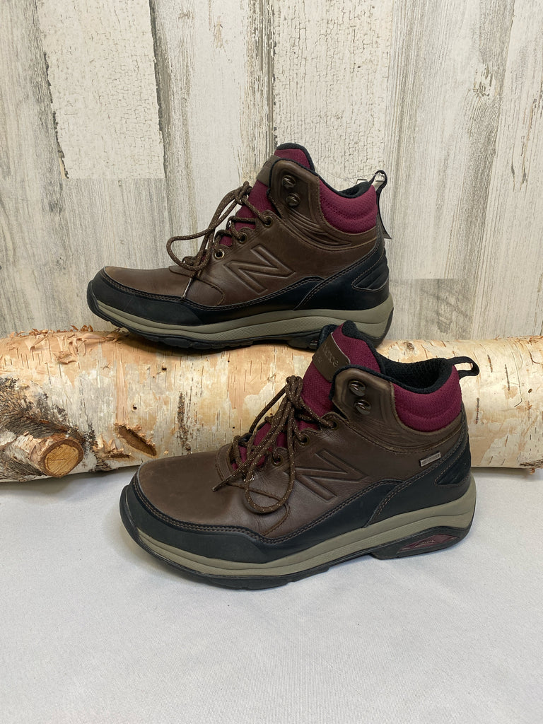 New Balance Size 10 Brown Hiking shoe