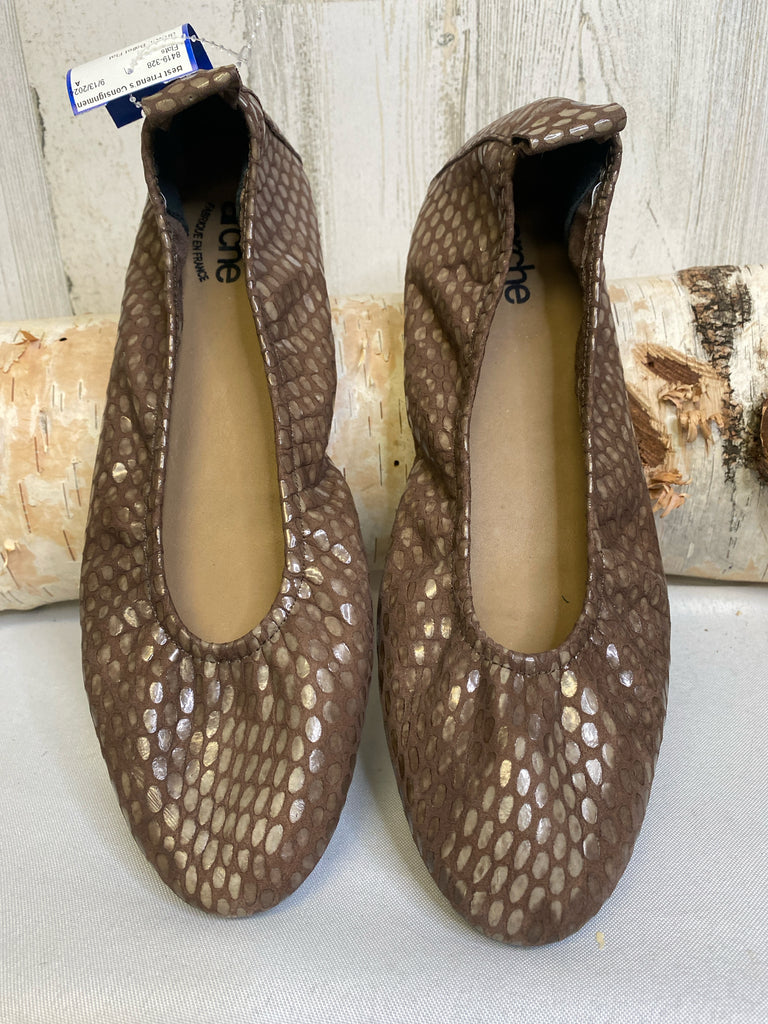 Size 41 (10/10.5) Brown Ballet Flat Flats