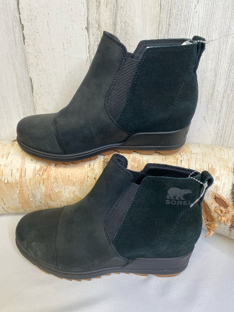 Sorel Size 7 Black Booties