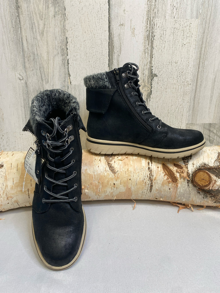 Cliffs Size 8 Black Booties