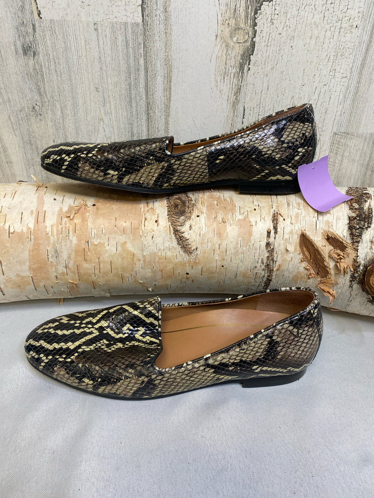 Vionic Size 8 Animal Print Flats