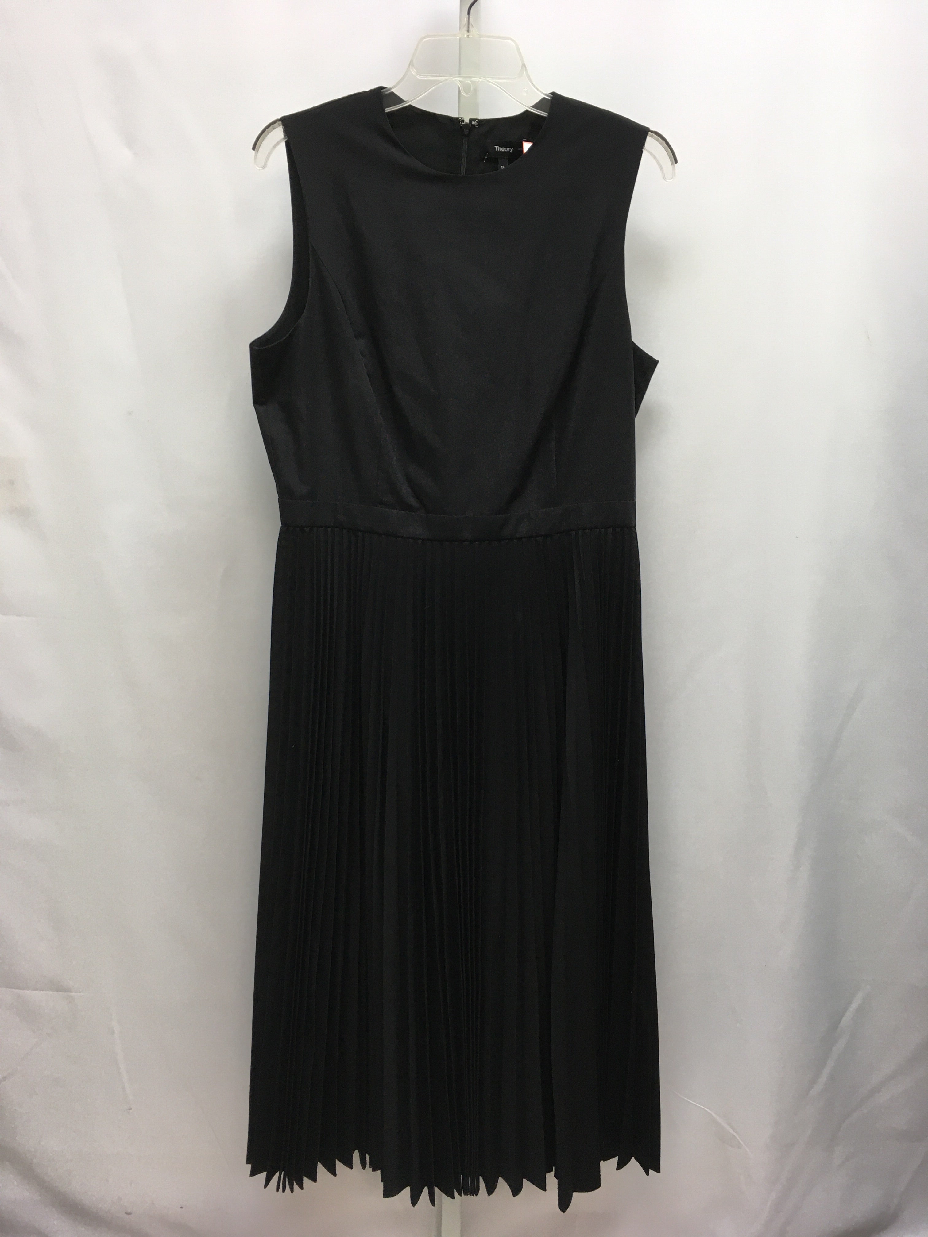 Theory Size 12 Black Sleeveless Dress