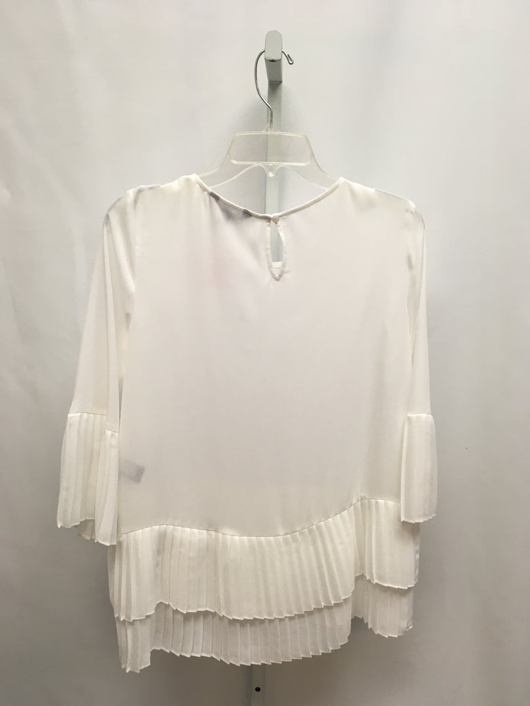 Simply Vera Size Small White 3/4 Sleeve Top