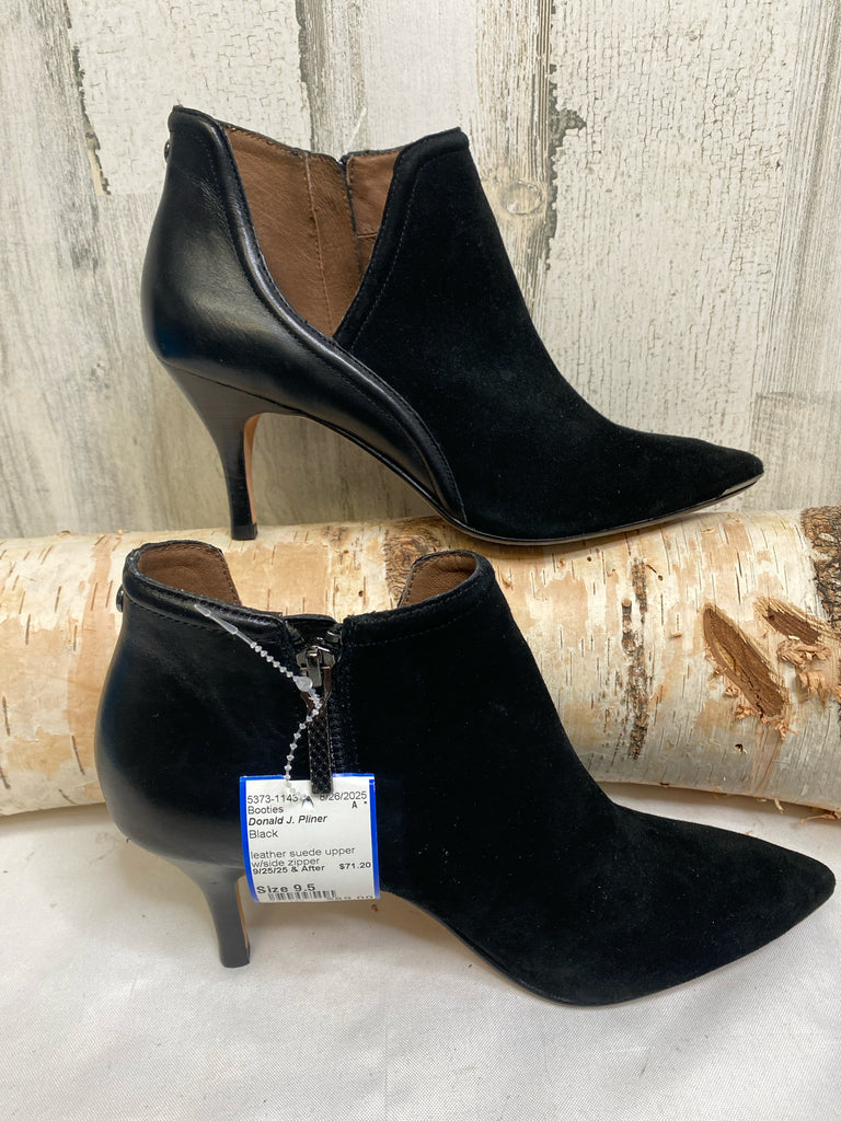 Donald J. Pliner Size 9.5 Black Booties