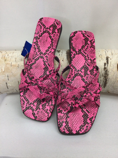 14th & Union Size 9 Pink Print Sandals
