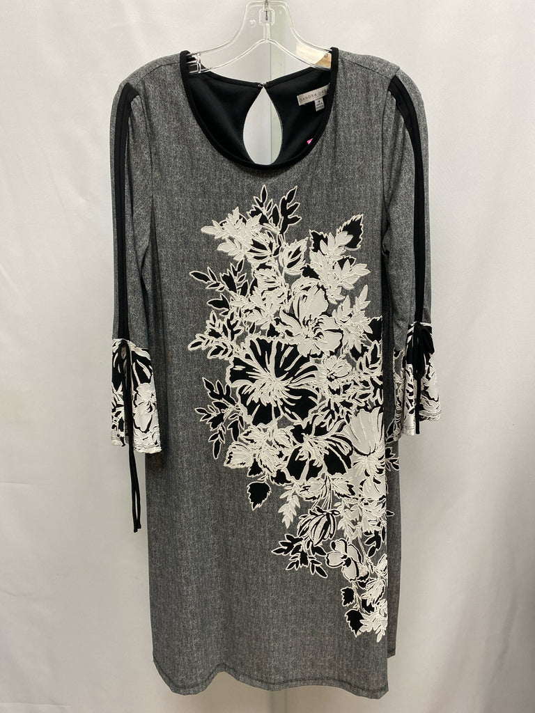 Size 10 Sandra Darren Gray 3/4 Sleeve Dress