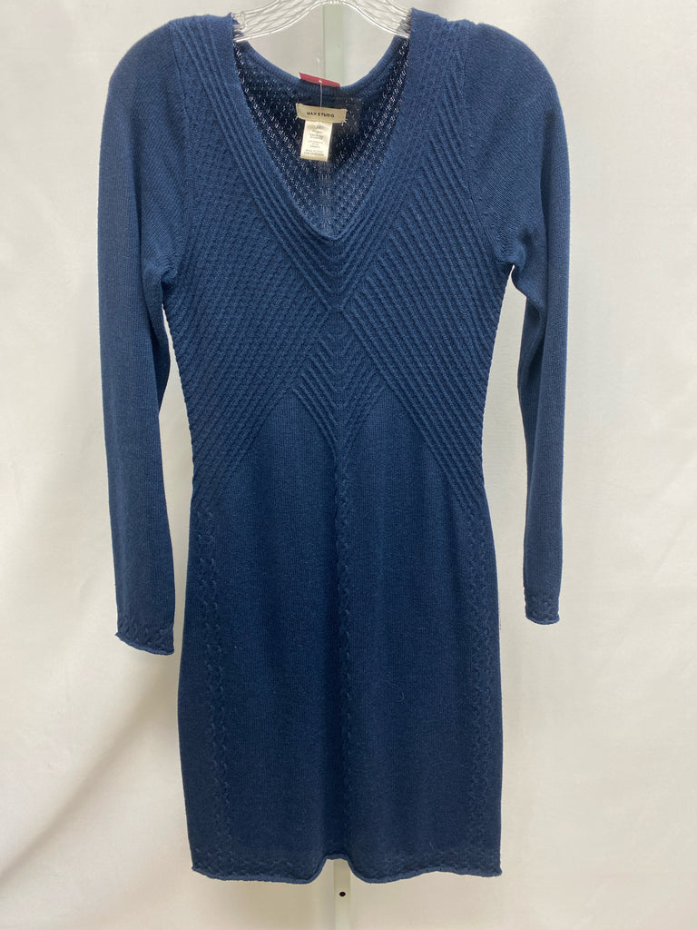 Size Medium Max Studio Navy Long Sleeve Dress