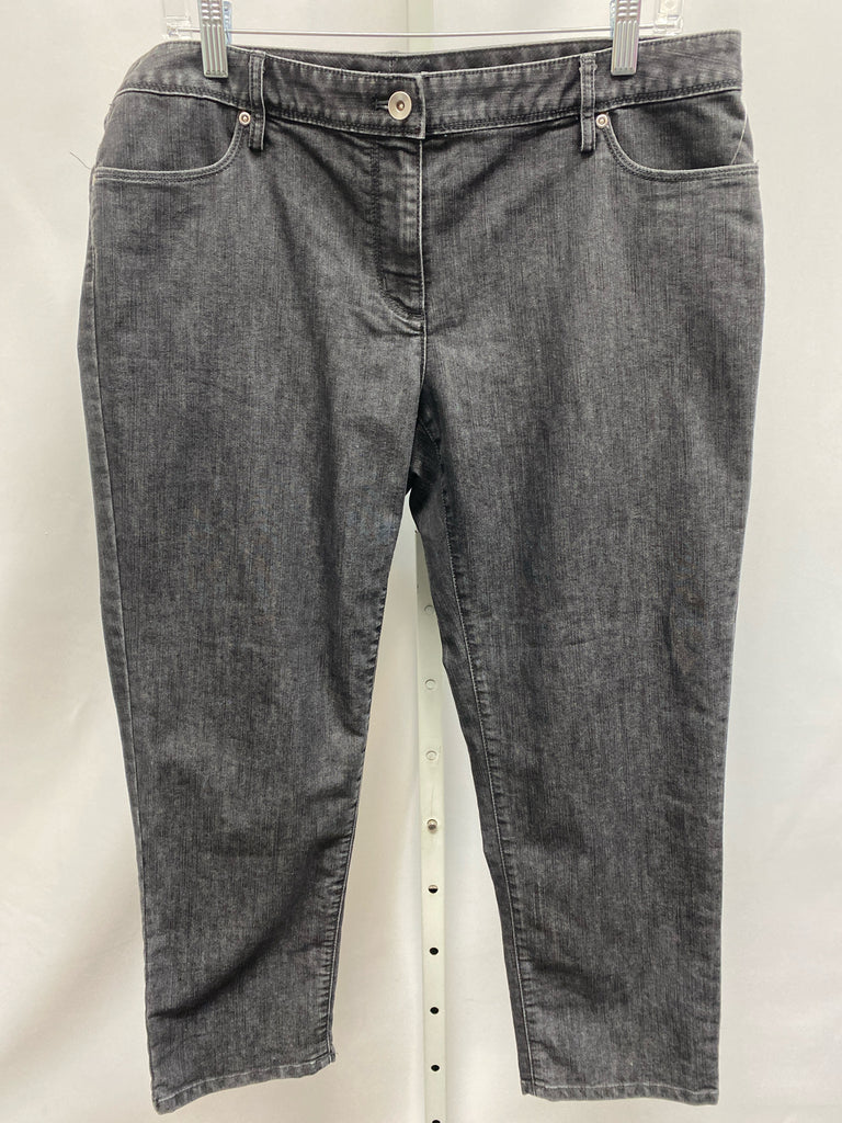 Chaus Sport Size 12 Gray Denim Crop/Capri