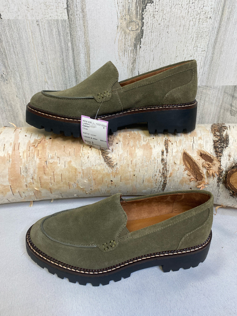 Caslon Size 8 Olive Loafers