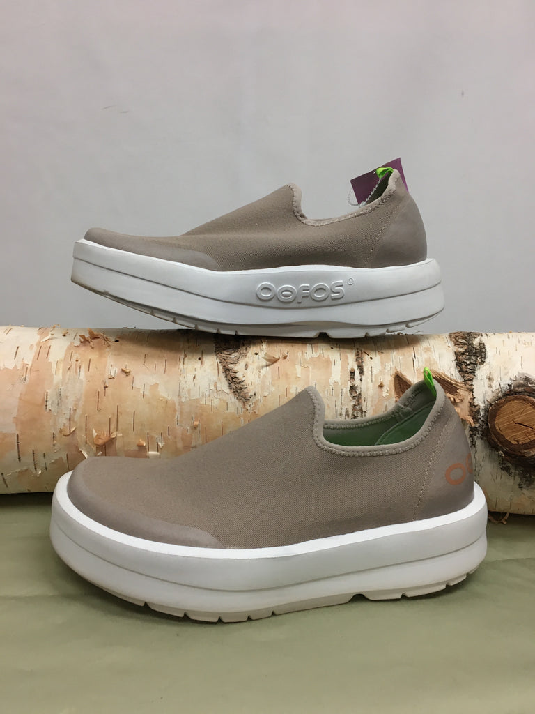 Size 8.5 Tan Slip-ons