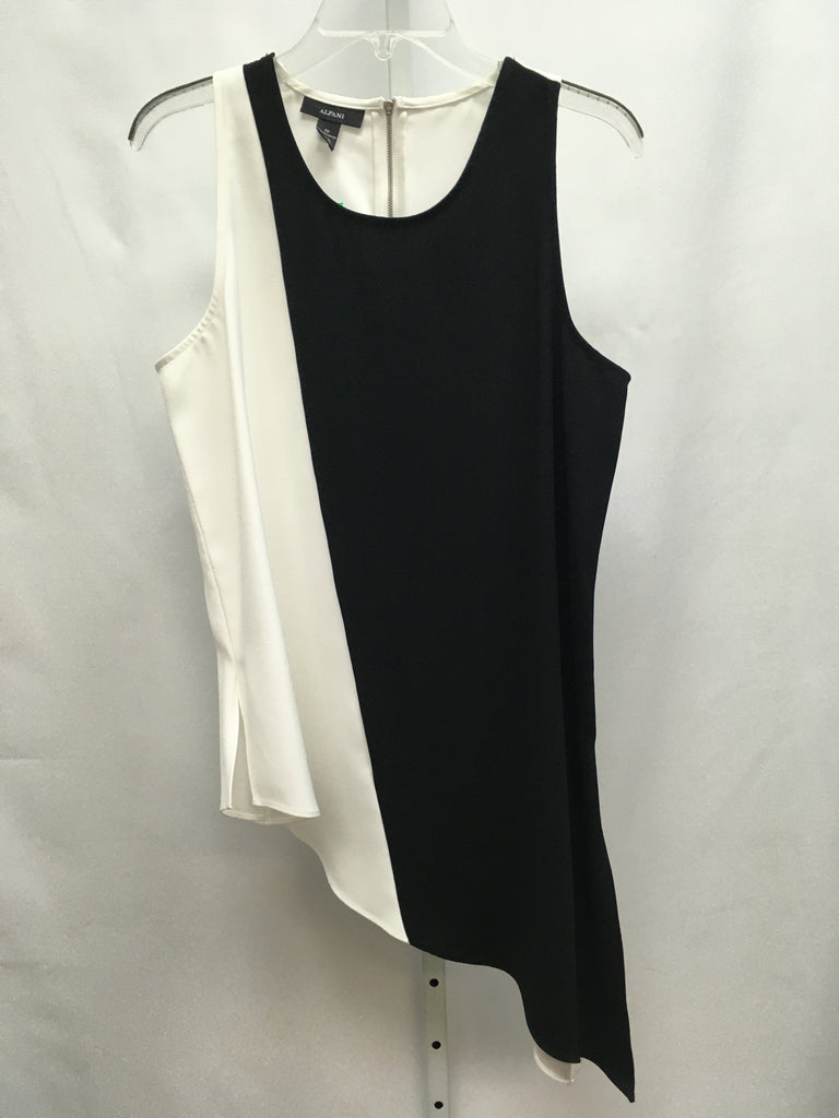 Alfani Size 10 Black/White Sleeveless Top