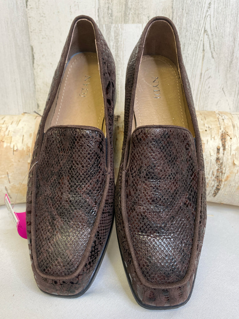 NYDJ Size 7.5 Brown Print Loafers