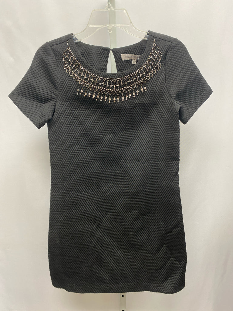 Size XS Cupcakes and cashmere Black Short Sleeve Dress