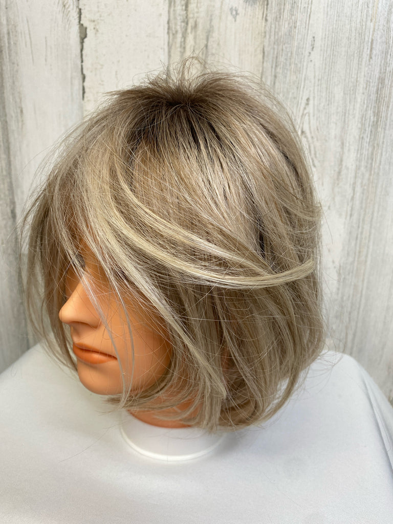 Raquel Welch Blonde Wig