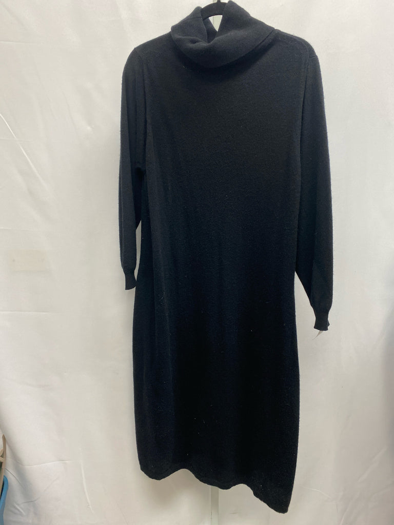 Size Large Black Long Sleeve Dress