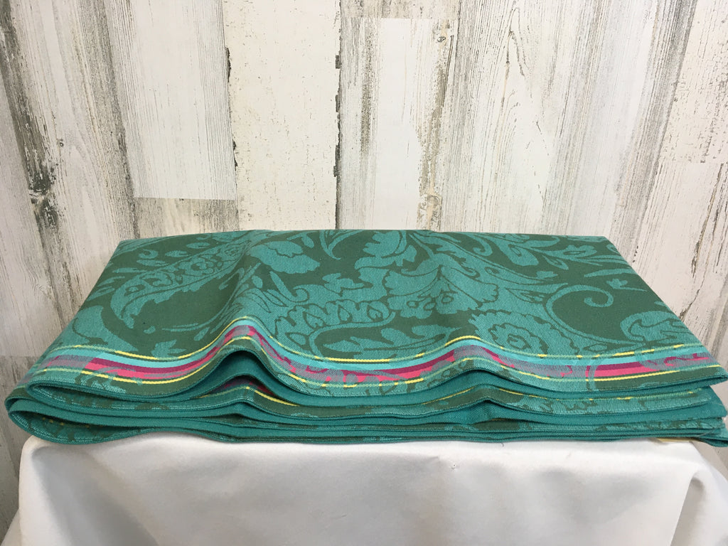 Table Runner