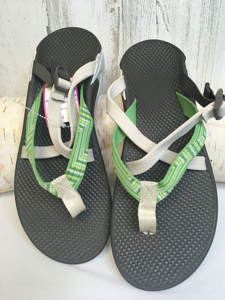 Chaco Size 10 Green/White Sandals