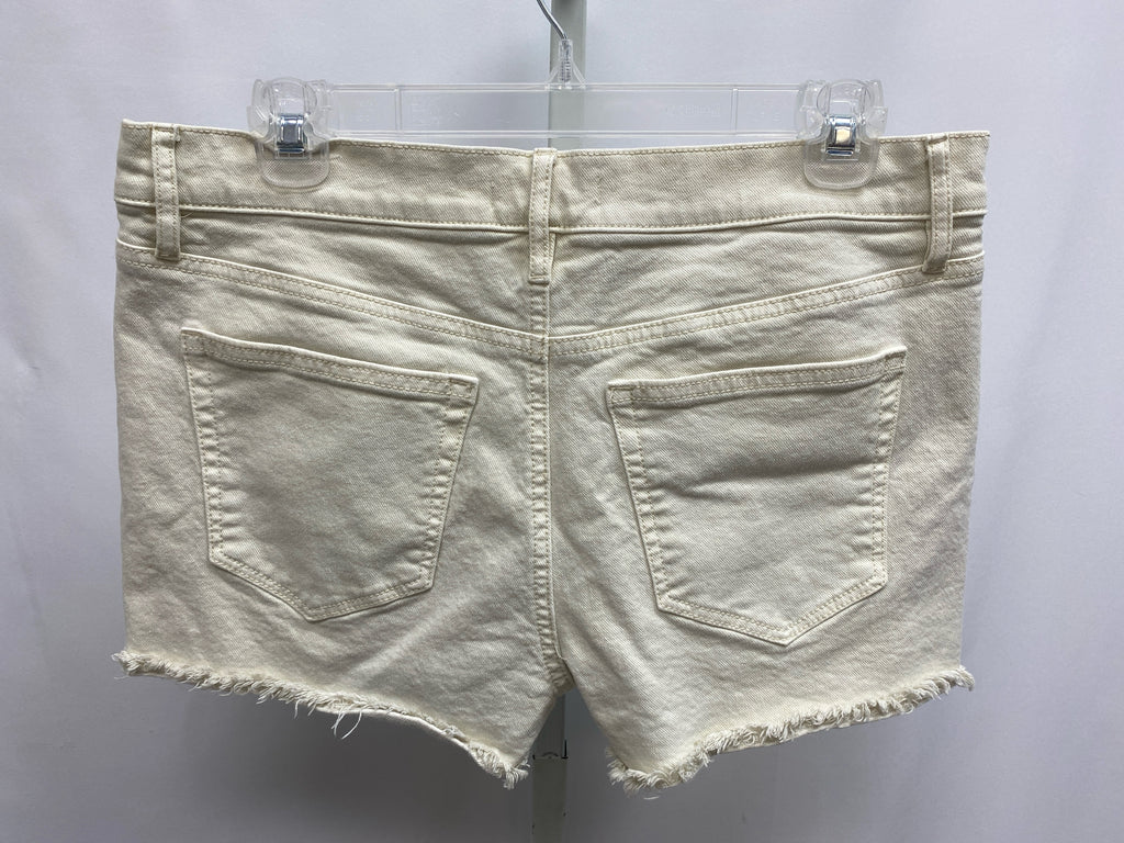 LOFT Size 6 Cream Shorts