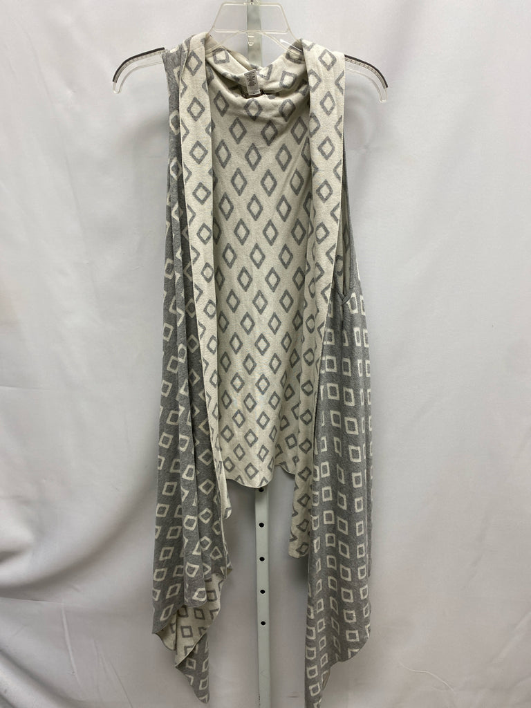 Cato Size 22/24 Gray/Cream Vest/Top