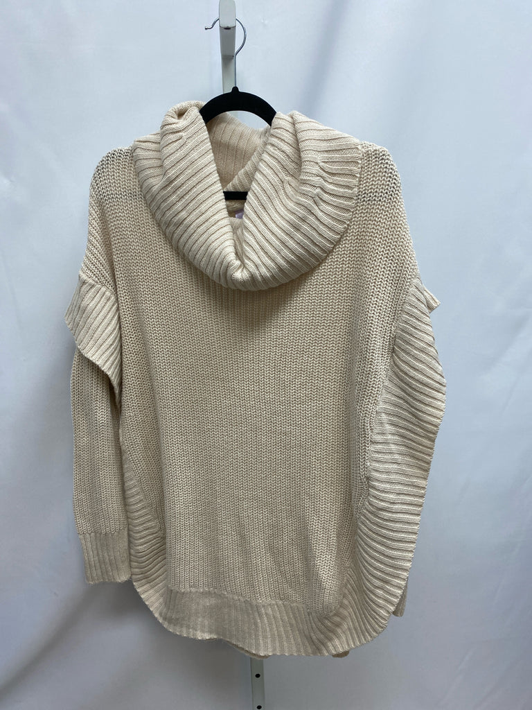 alya Size M/L Cream Long Sleeve Sweater