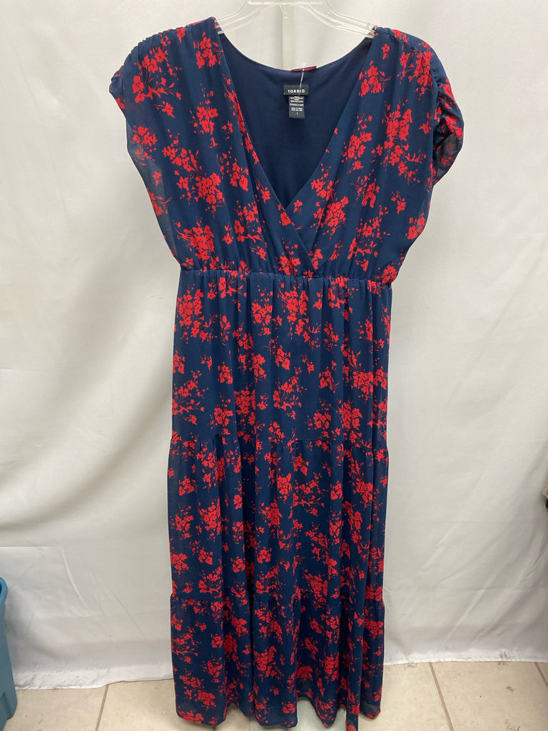 Size 1X Tahari Navy/Red Short Sleeve Dress