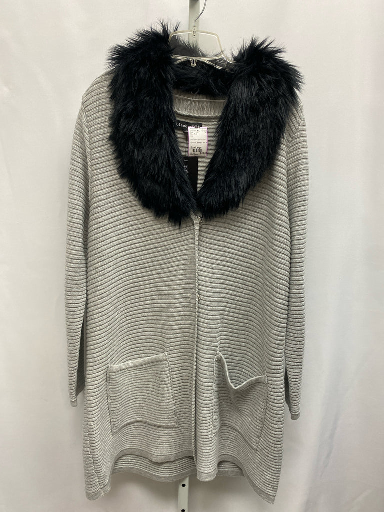 Black Rivet Size Large Gray Coat
