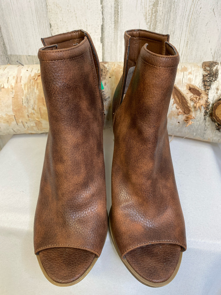 hippie laundry Size 9 Brown Booties