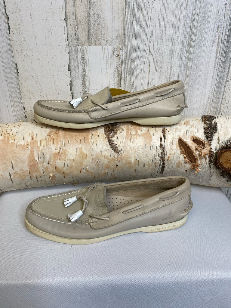 Sperry Size 8.5 Cream Loafer Shoes