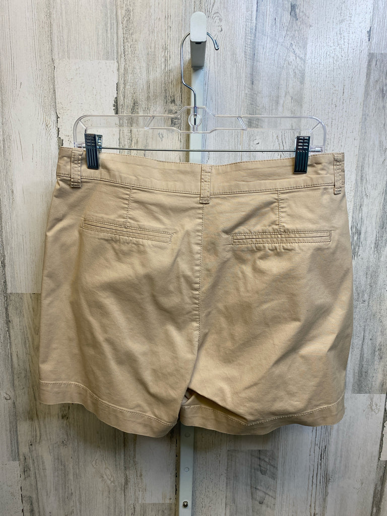 Old Navy Size 6 Khaki Shorts