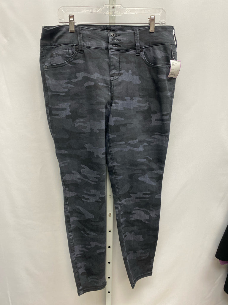 Torrid Size 16 Gray Camo Jeans