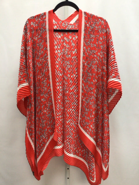 Size One Size Red Floral Poncho