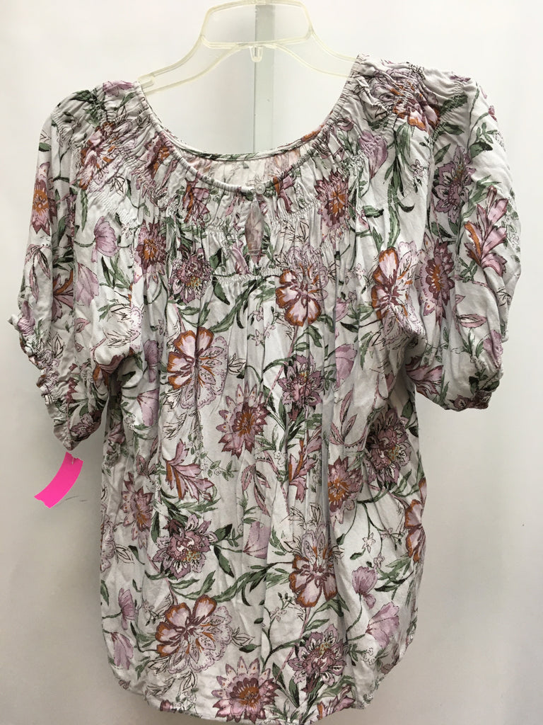 Maurices Size Large White Floral Short Sleeve Top