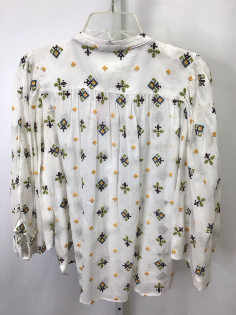 Anthropologie Size Small White Print 3/4 Sleeve Top