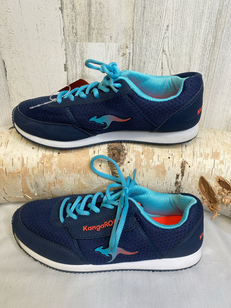 Kangaroo Size 7.5 Blue Sneakers