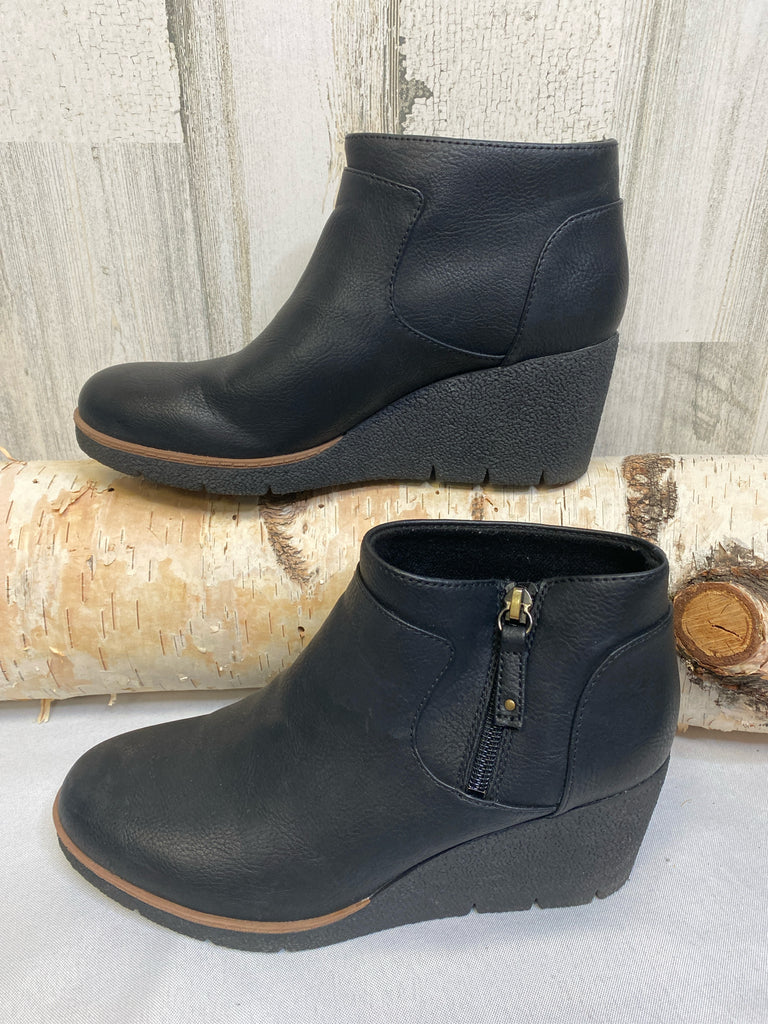 Dr. Scholl's Size 7.5 Black Booties