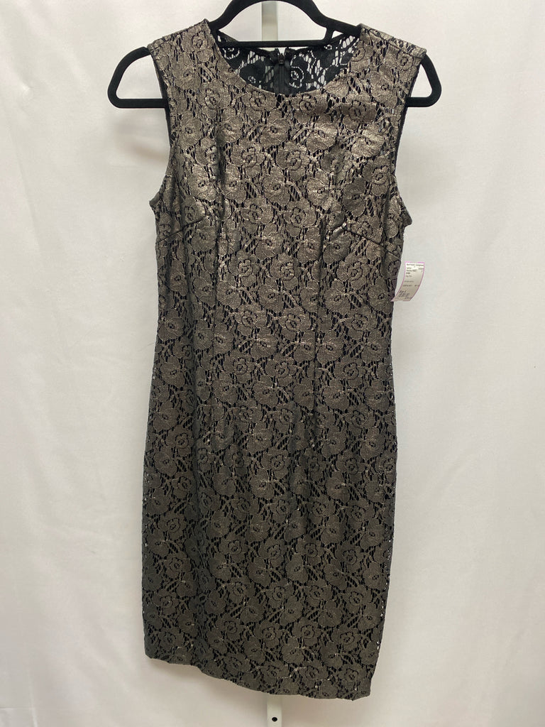 Size 4 WHBM Gray Print Sleeveless Dress