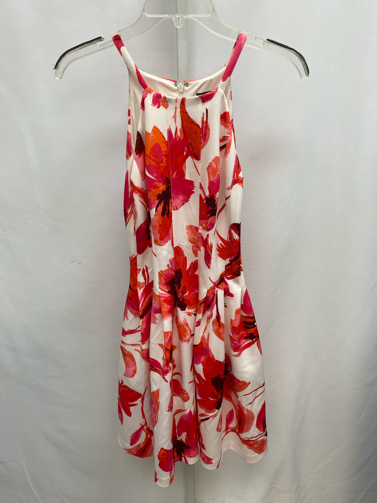 Size 4 Vince Camuto White Floral Sleeveless Dress