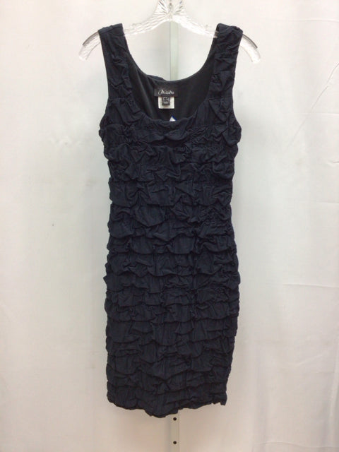 Nueva Size 8 Black Sleeveless Dress