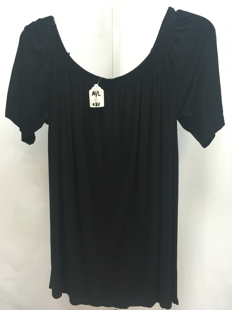 M. Rena Size M/L Black Short Sleeve Tunic