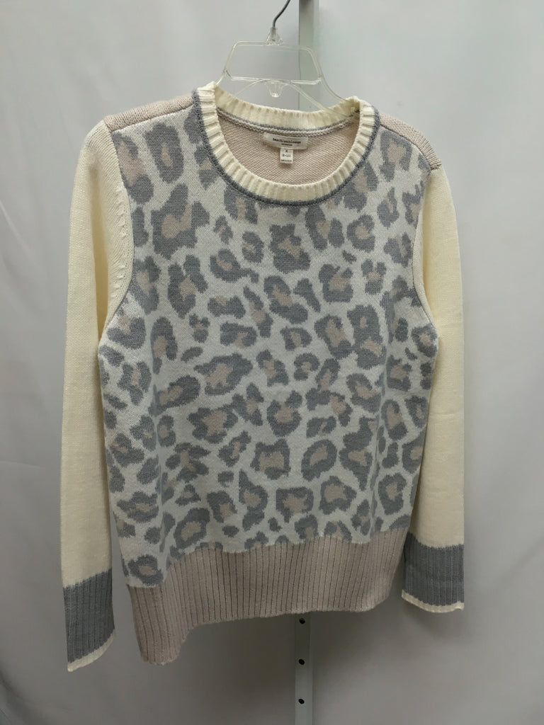 BeachLunchLounge Size Medium Cream Print Long Sleeve Sweater