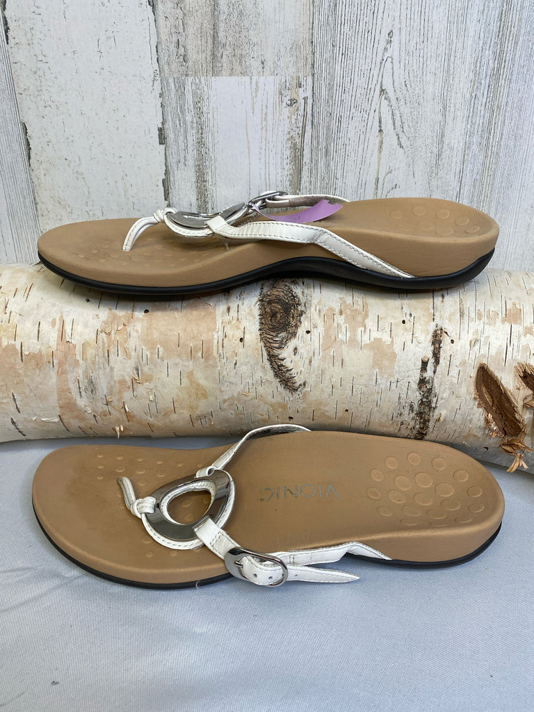 Vionic Size 10 Tan/White Sandals