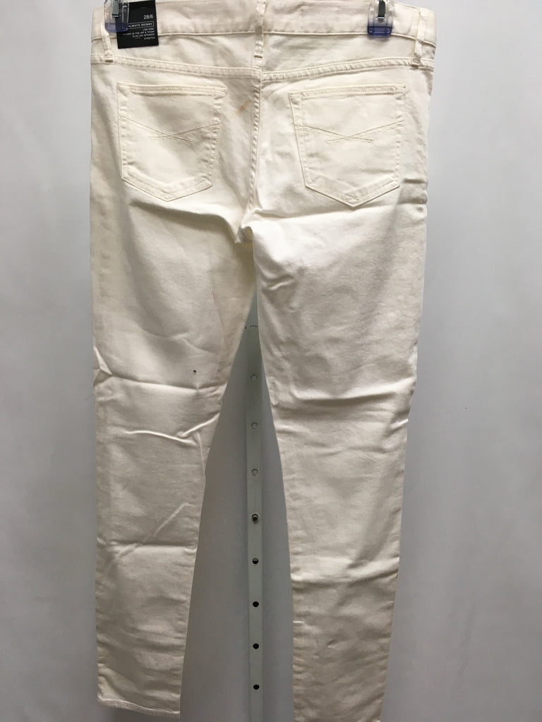 Gap Size 28 (6) White Denim Jeans