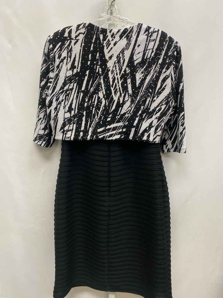 Size 12 R&M Richards Black/White Sleeveless Dress