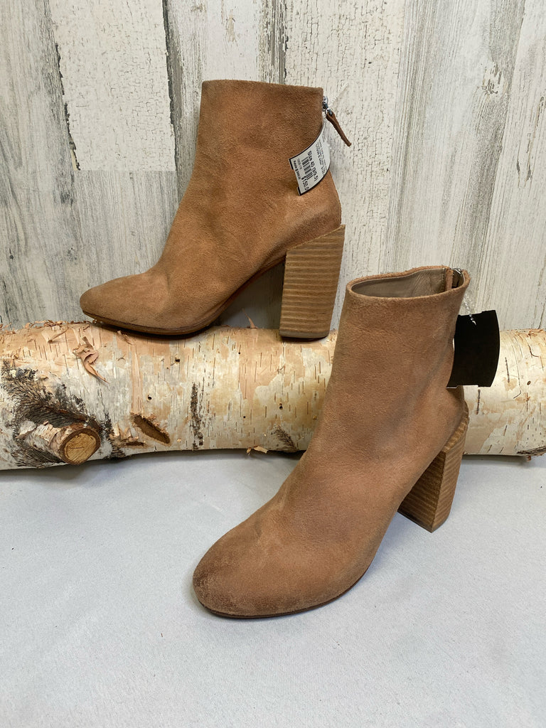 Marsell Size 40 (9/9.5) Camel Booties